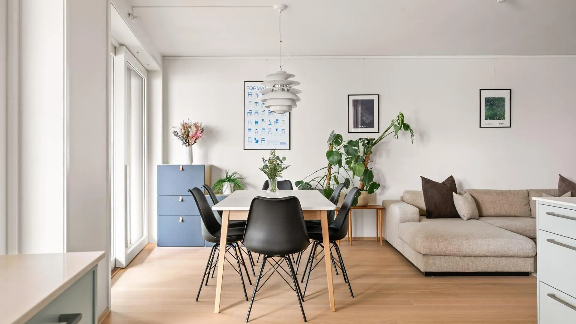 Modern & Spacious City Apartment Bergen