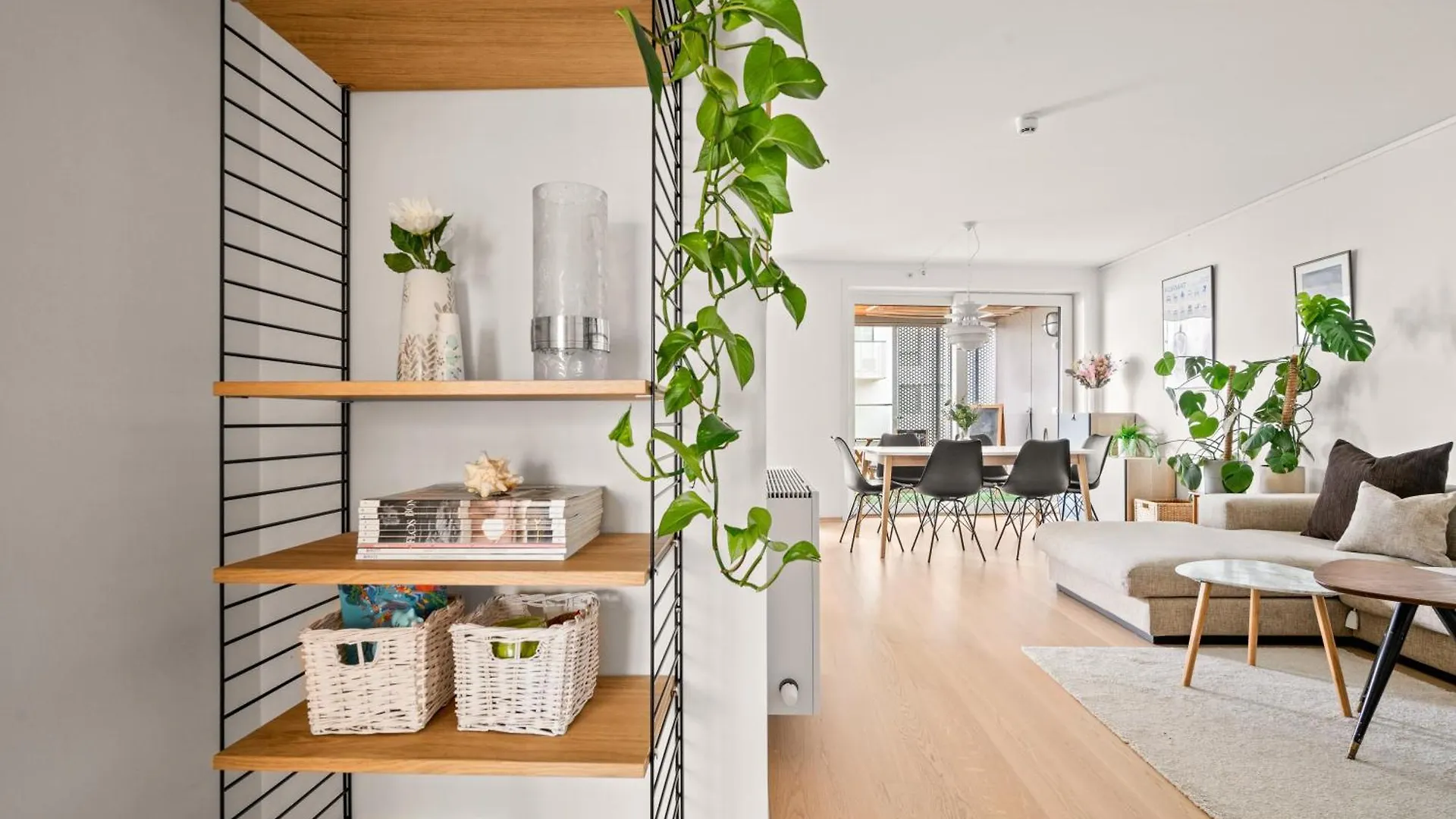 Modern & Spacious City Apartment Bergen